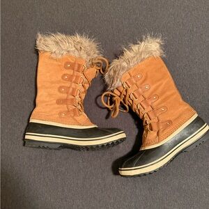 Sorel Tan and Black Winter Boots